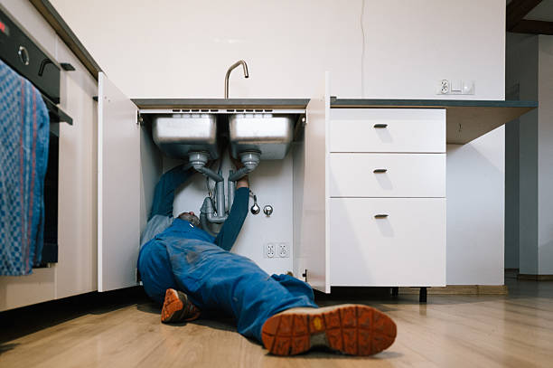Professional Leak Detection technician working in Northborough, MA
